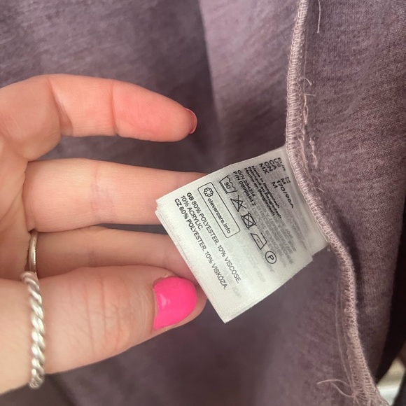 Women’s H&M Shirt Jacket in Jersey. Light Purple/ Lavender. Size Medium - Picture 4 of 8